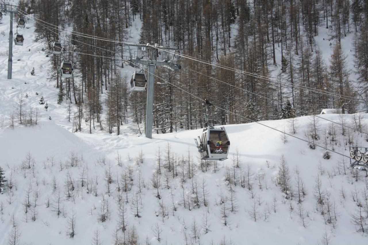 Chalet Pointu Isola 2000 Luaran gambar